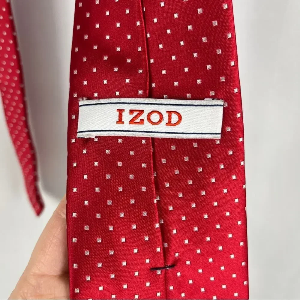 Izod crimson red